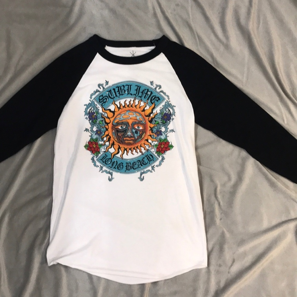 Long sleeve graphic t shirt